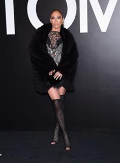 Jennifer Lopez feet photo thumbnail