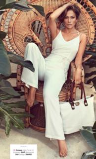 Jennifer Lopez feet photo thumbnail