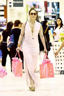 Jennifer Lopez feet photo thumbnail