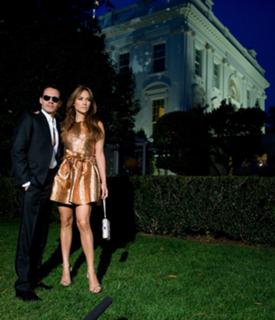 Jennifer Lopez feet photo thumbnail