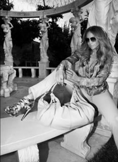 Jennifer Lopez feet photo thumbnail