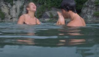 Jennifer Lopez feet photo thumbnail