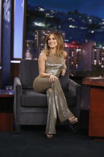 Jennifer Lopez feet photo thumbnail