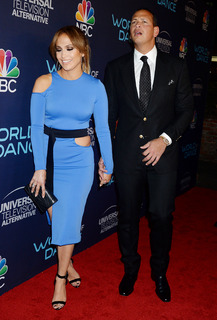 Jennifer Lopez feet photo thumbnail