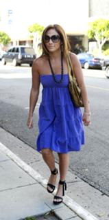 Jennifer Lopez feet photo thumbnail