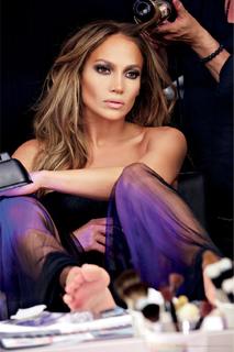 Jennifer Lopez feet photo thumbnail