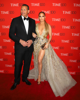 Jennifer Lopez feet photo thumbnail