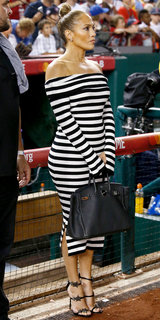 Jennifer Lopez feet photo thumbnail