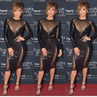 Jennifer Lopez feet photo thumbnail