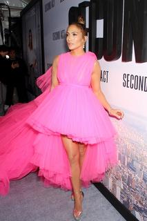 Jennifer Lopez feet photo thumbnail