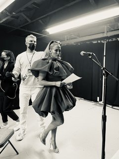 Jennifer Lopez feet photo thumbnail