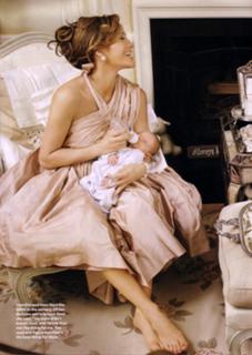 Jennifer Lopez feet photo thumbnail