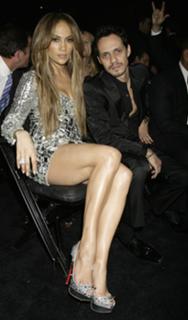 Jennifer Lopez feet photo thumbnail