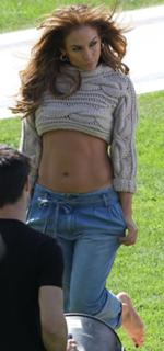 Jennifer Lopez feet photo thumbnail