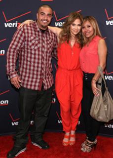 Jennifer Lopez feet photo thumbnail