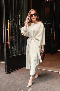 Jennifer Lopez feet photo 20