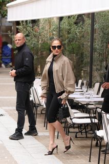 Jennifer Lopez feet photo 10