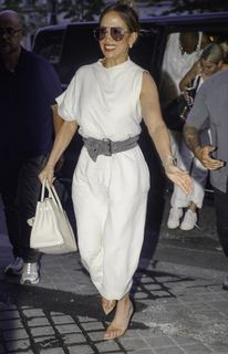 Jennifer Lopez feet photo 11