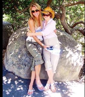 Jennifer Lothrop feet photo 9