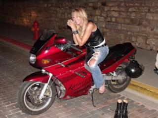 Jennifer Lothrop feet photo 3