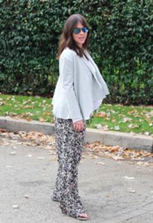 Jennifer Love Hewitt feet photo thumbnail