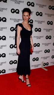 Jennifer Love Hewitt feet photo thumbnail