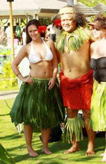 Jennifer Love Hewitt feet photo thumbnail