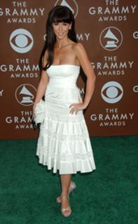 Jennifer Love Hewitt feet photo thumbnail