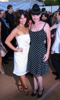 Jennifer Love Hewitt feet photo thumbnail