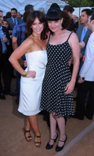 Jennifer Love Hewitt feet photo thumbnail