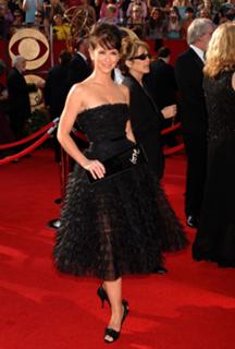 Jennifer Love Hewitt feet photo thumbnail