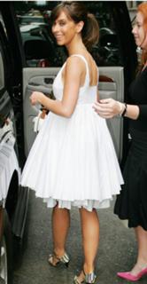 Jennifer Love Hewitt feet photo thumbnail