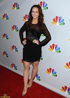 Jennifer Love Hewitt feet photo thumbnail