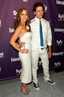 Jennifer Love Hewitt feet photo thumbnail