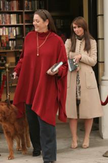 Jennifer Love Hewitt feet photo thumbnail