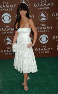 Jennifer Love Hewitt feet photo thumbnail