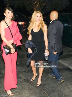 Jennifer Lyons feet photo 1