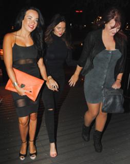 Jennifer Metcalfe feet photo thumbnail