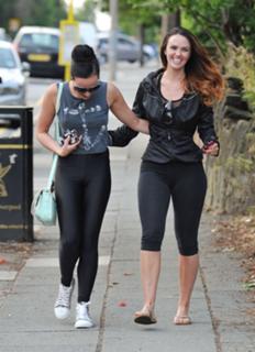 Jennifer Metcalfe feet photo thumbnail