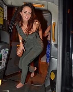 Jennifer Metcalfe feet photo thumbnail