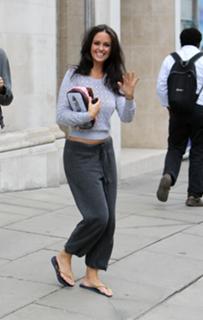 Jennifer Metcalfe feet photo thumbnail