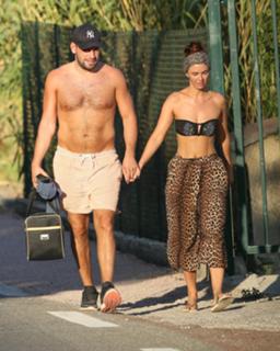 Jennifer Metcalfe feet photo thumbnail