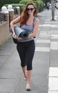 Jennifer Metcalfe feet photo thumbnail