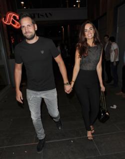 Jennifer Metcalfe feet photo thumbnail
