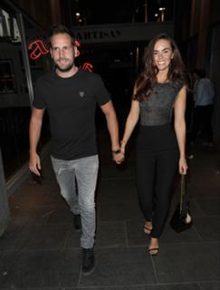 Jennifer Metcalfe feet photo thumbnail