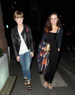 Jennifer Metcalfe feet photo thumbnail