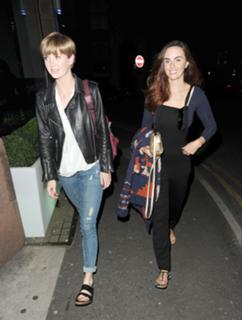 Jennifer Metcalfe feet photo thumbnail