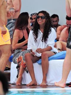 Jennifer Metcalfe feet photo thumbnail