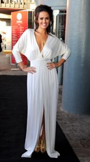 Jennifer Metcalfe feet photo thumbnail