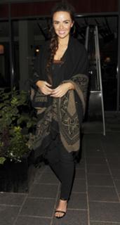 Jennifer Metcalfe feet photo thumbnail